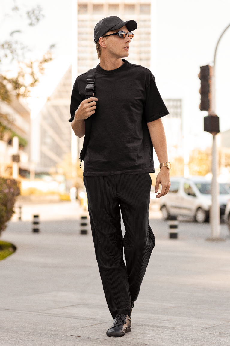 Black Oversized Tee